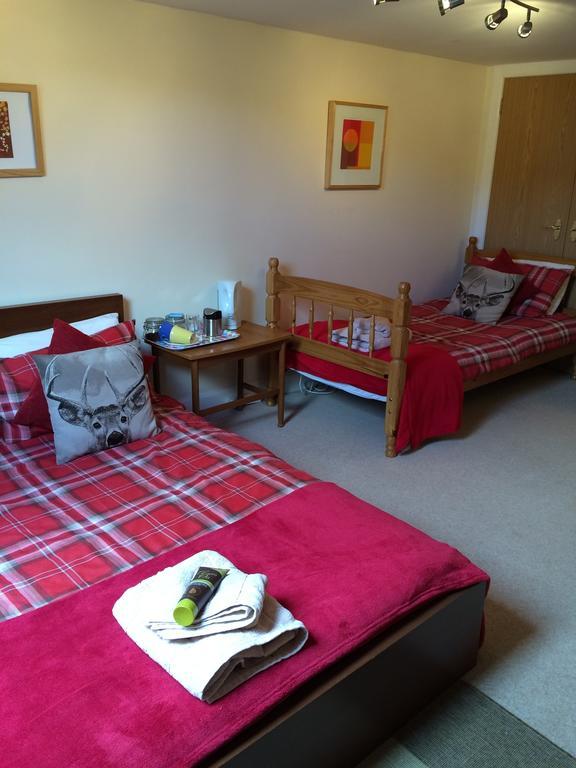 The Old Town Hall B & B Innerleithen Zimmer foto