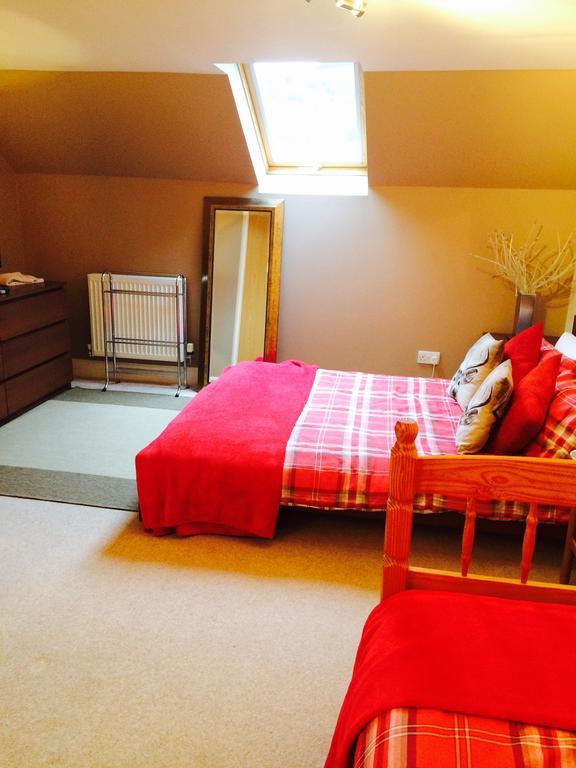 The Old Town Hall B & B Innerleithen Zimmer foto